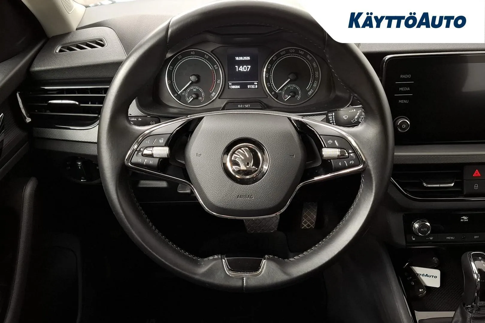 Skoda Scala IPK-932 carousel image