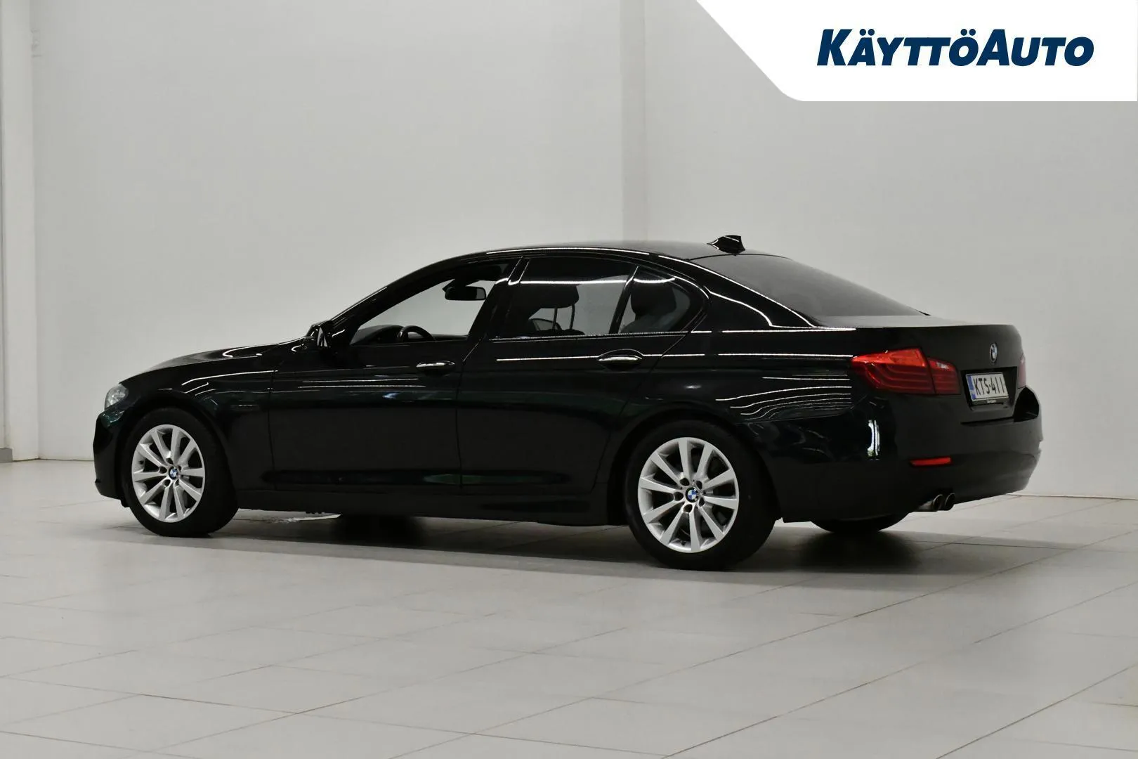 BMW 530 KTS-411 carousel image