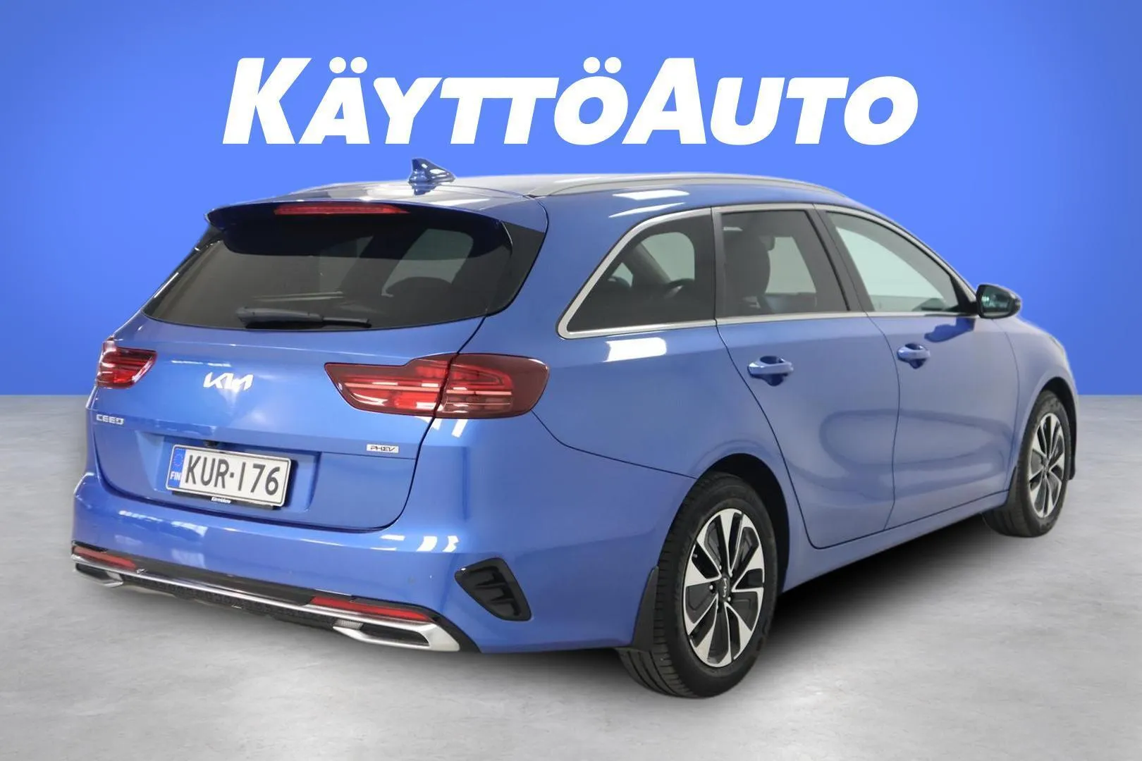 Kia Ceed KUR-176 carousel image