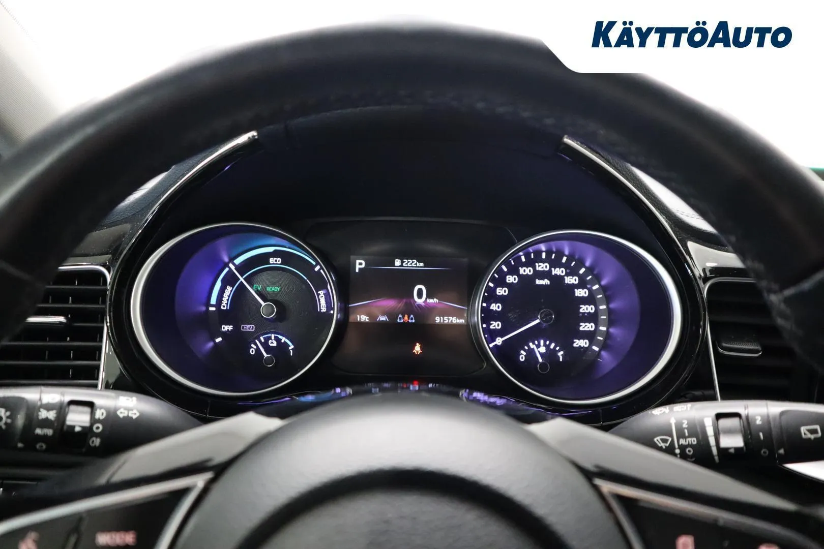 Kia Ceed KUR-176 carousel image
