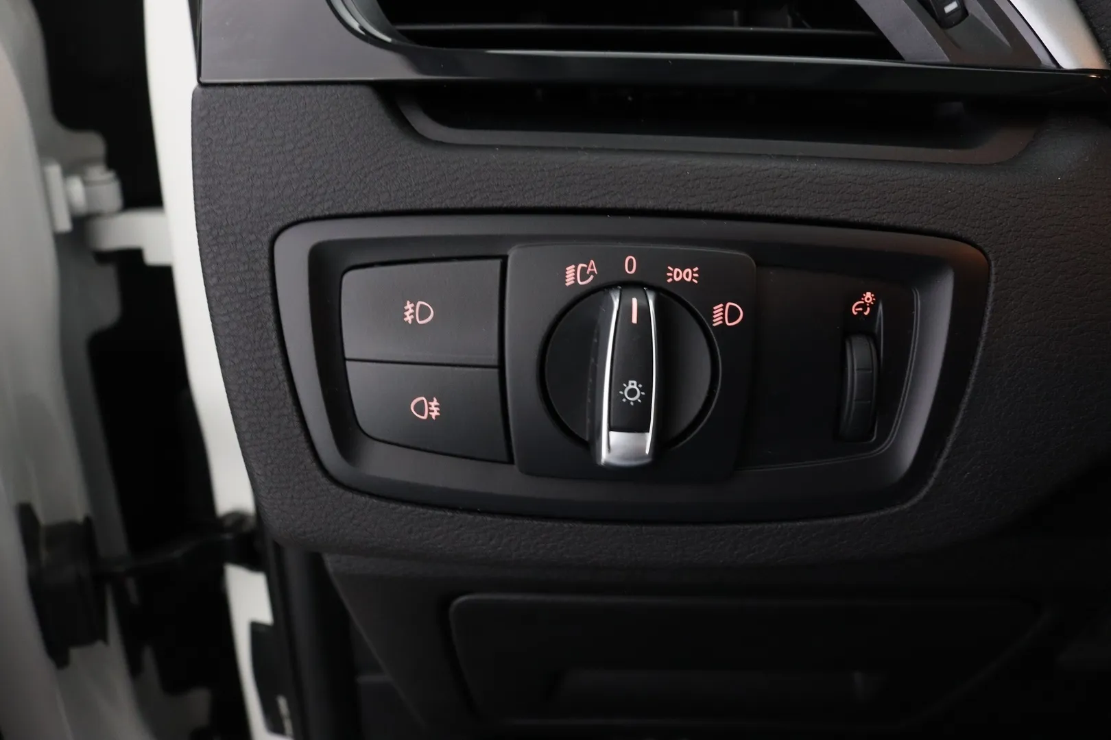 BMW X1 JMH-207 carousel image