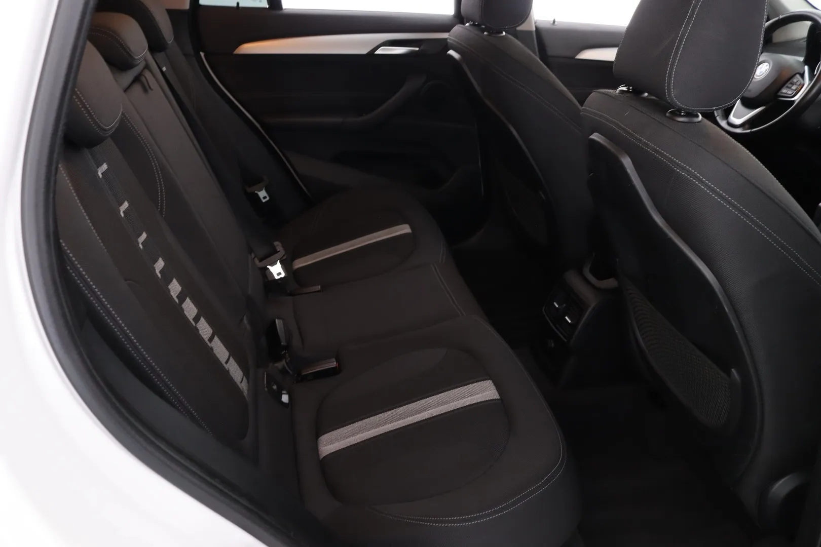 BMW X1 JMH-207 carousel image