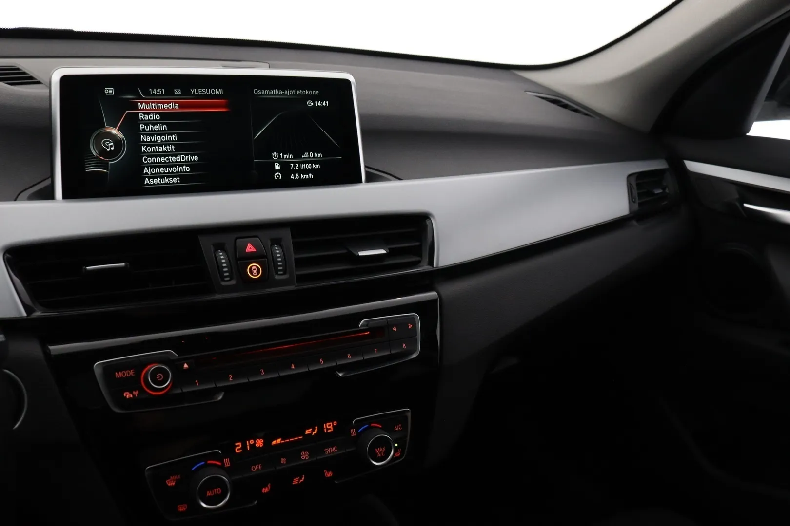 BMW X1 JMH-207 carousel image