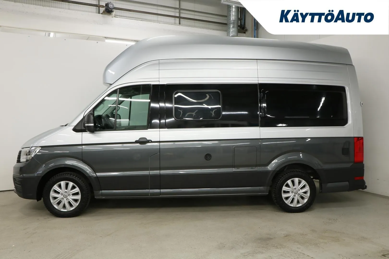 Volkswagen CRAFTER MUY-592 carousel image