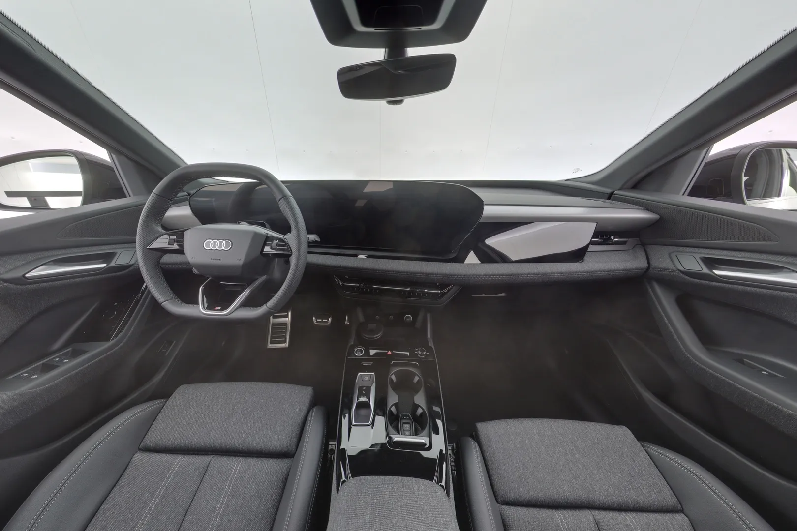 Audi Q6 e-tron FTE-263 carousel image