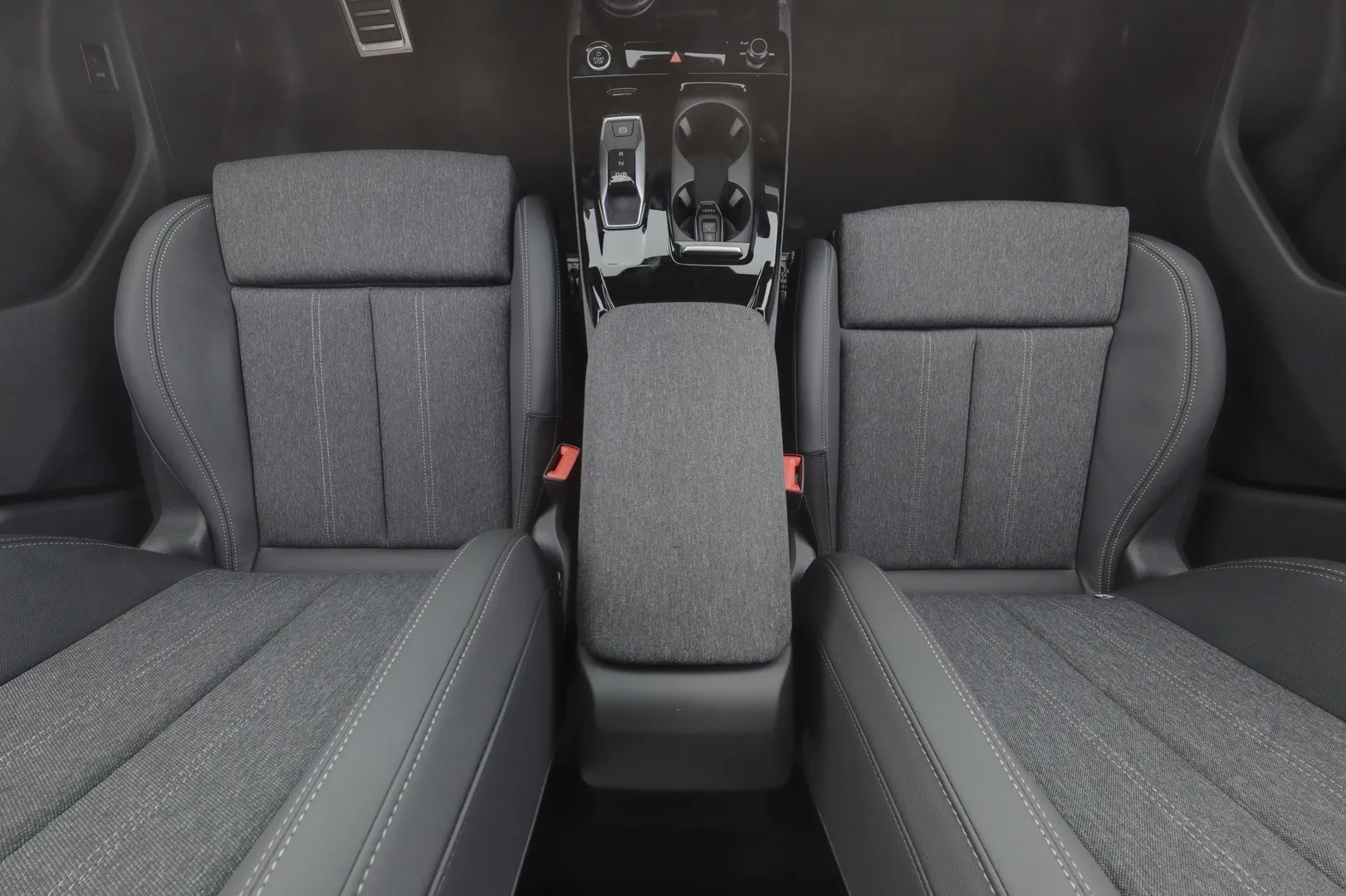 Audi Q6 e-tron FTE-263 carousel image