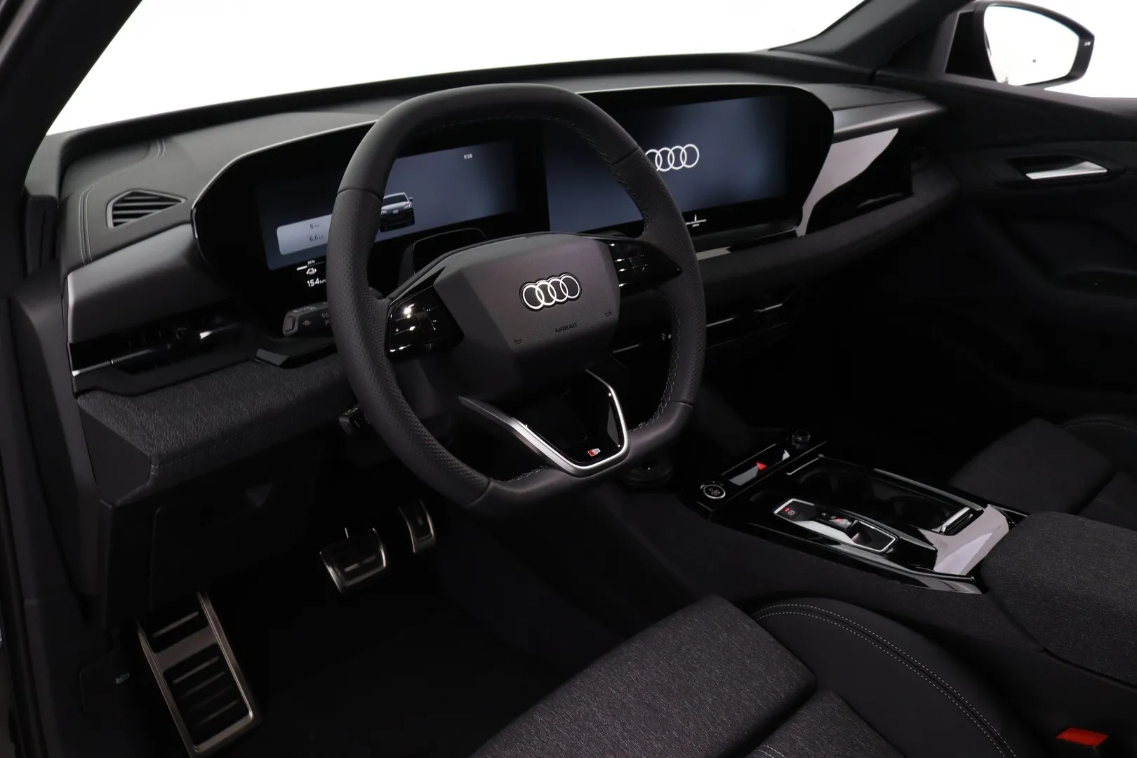 Audi Q6 e-tron FTE-263 carousel image