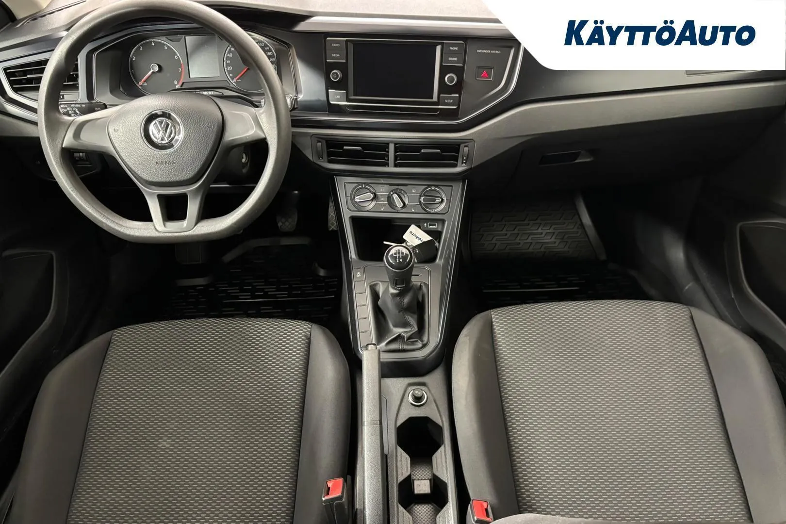 Volkswagen Polo CMJ-511 carousel image