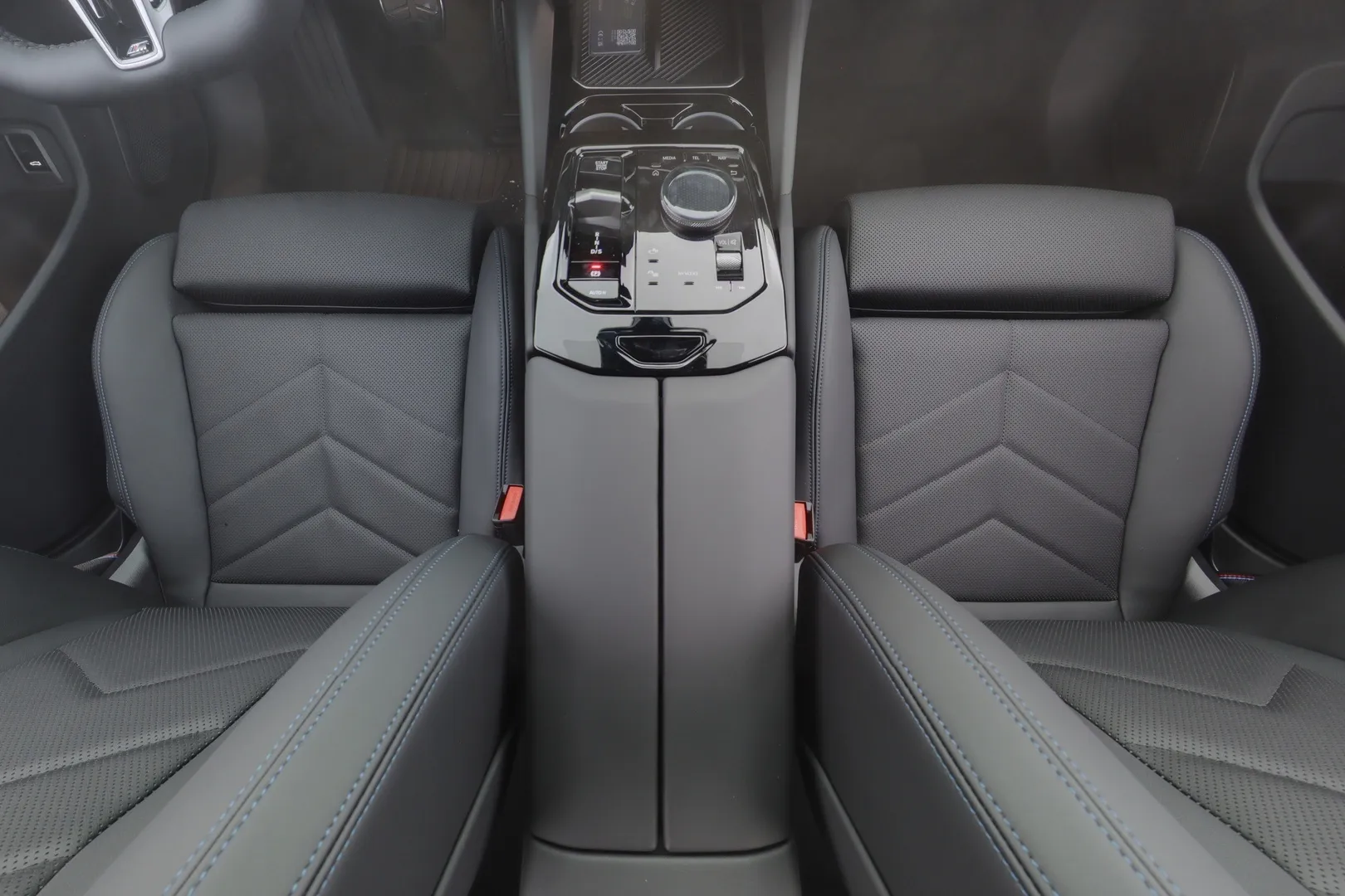 BMW 530 ITA-949 carousel image