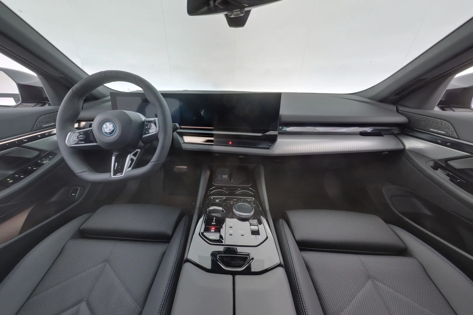 BMW 530 ITA-949 carousel image