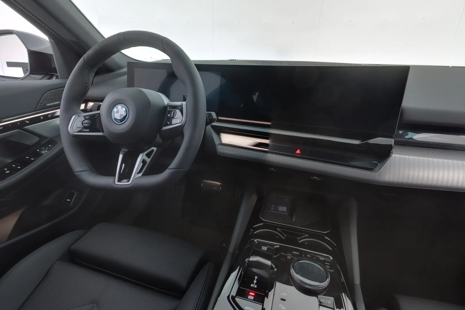 BMW 530 ITA-949 carousel image