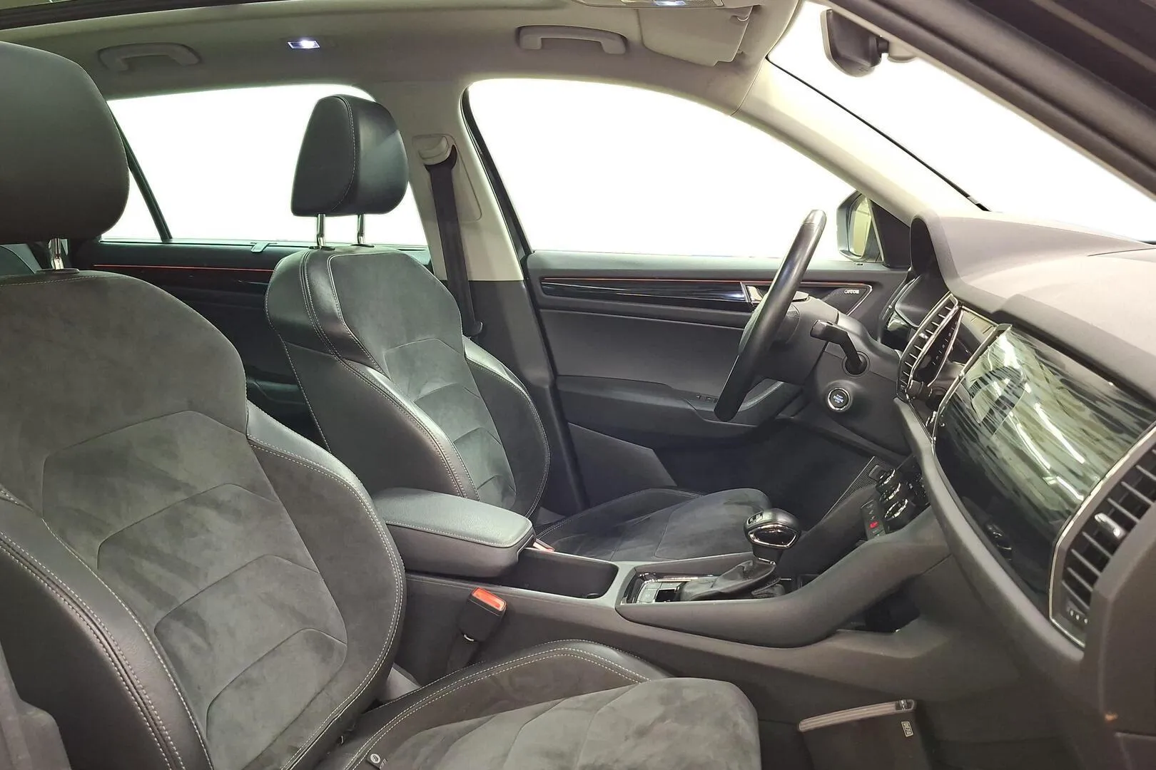 Skoda Kodiaq UZY-699 carousel image