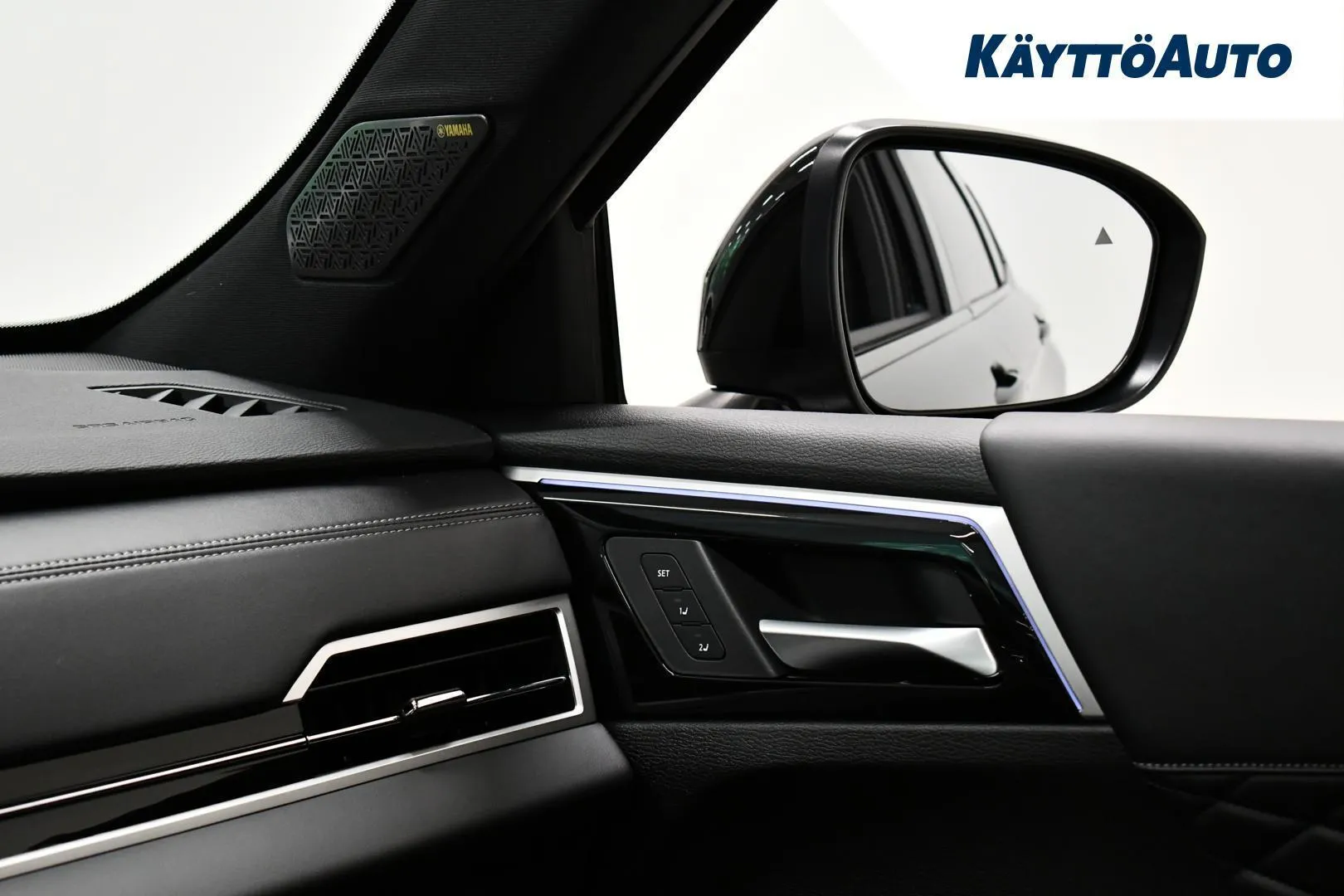 Mitsubishi Outlander YMT-402 carousel image
