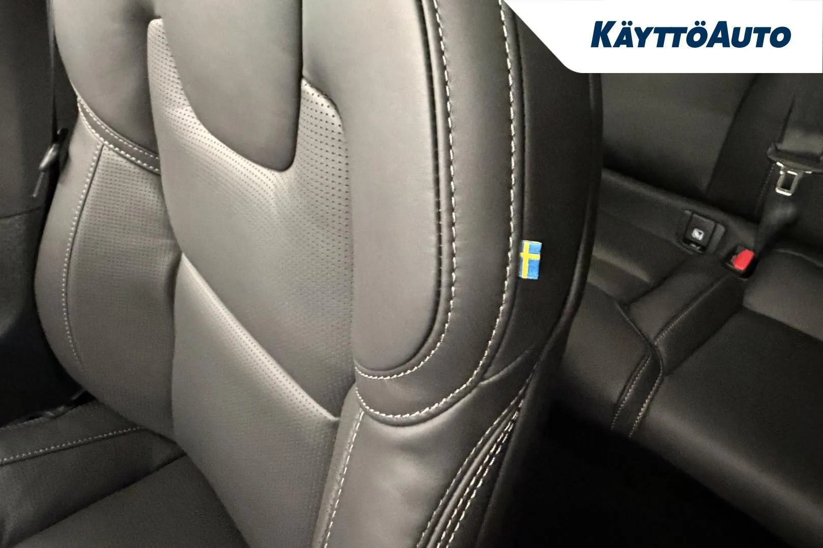 Volvo XC60 FTB-661 carousel image