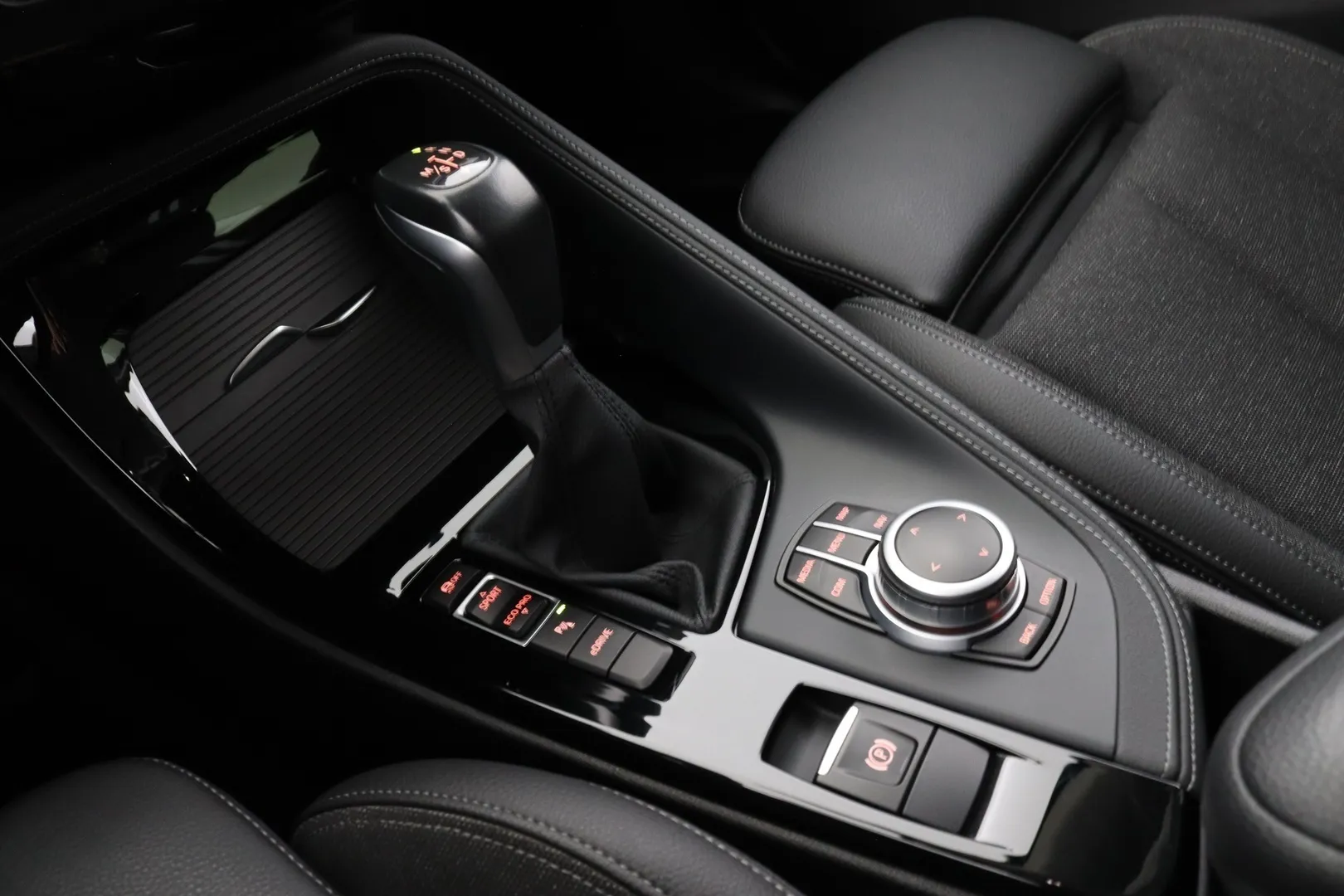BMW X1 KVU-329 carousel image