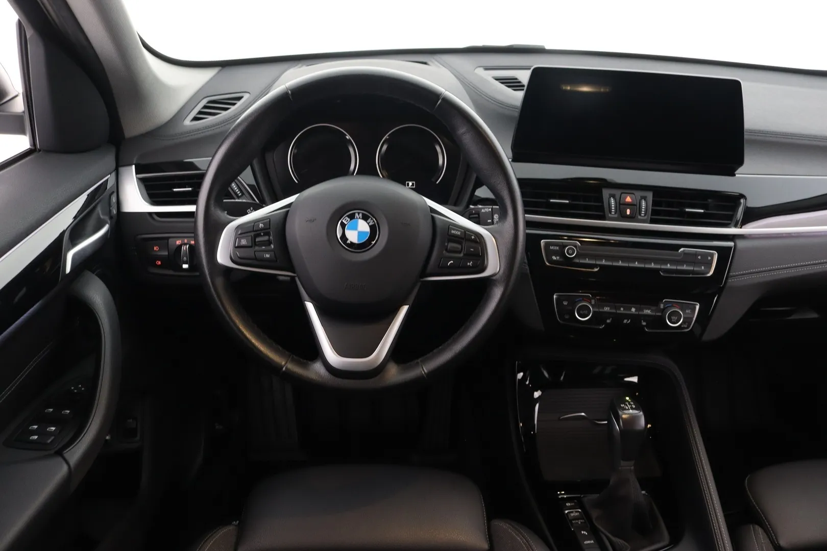 BMW X1 KVU-329 carousel image
