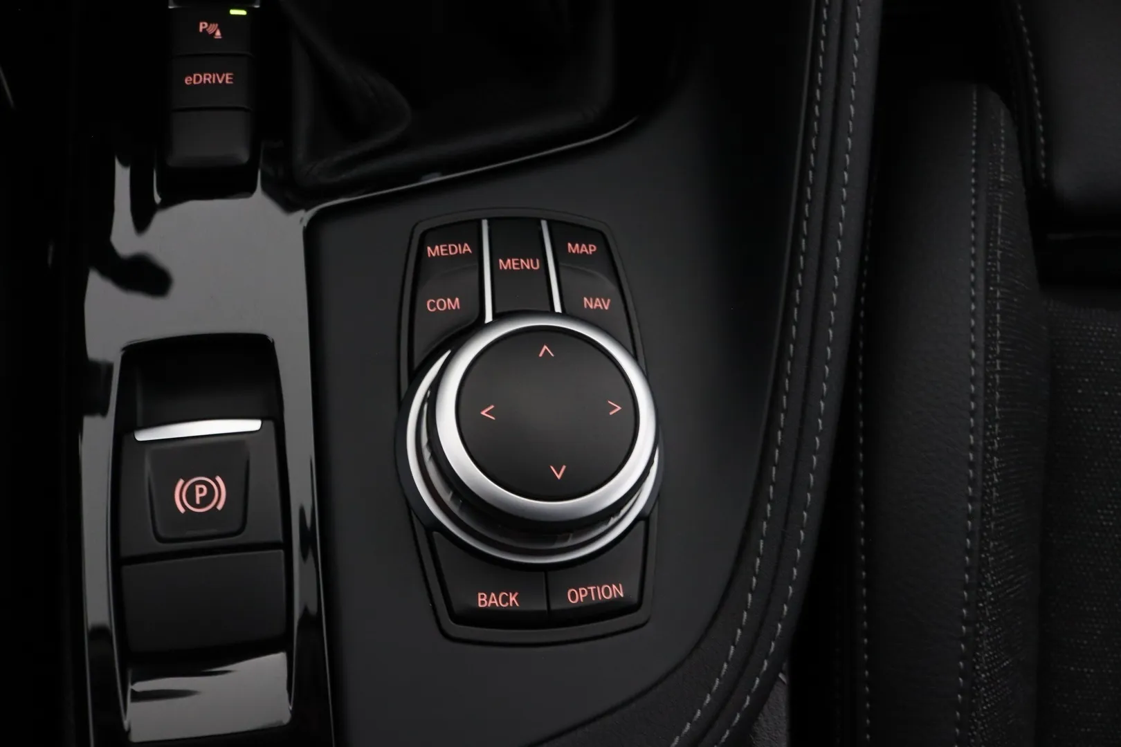 BMW X1 KVU-329 carousel image