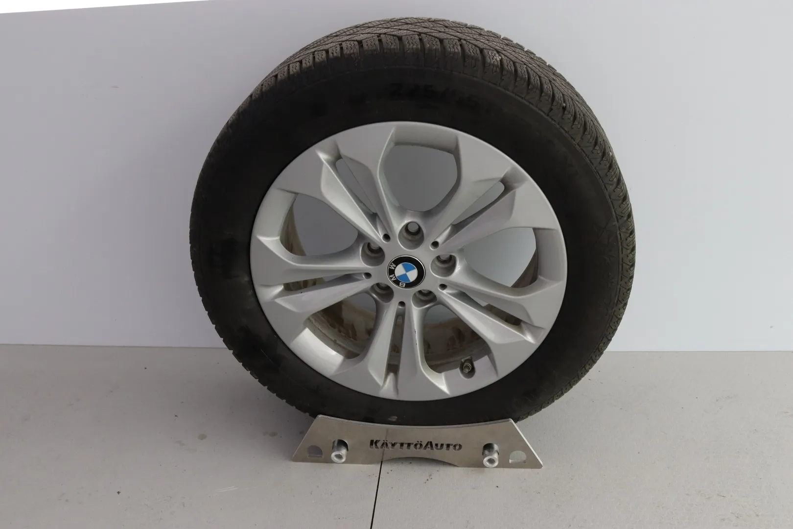 BMW X1 KVU-329 carousel image