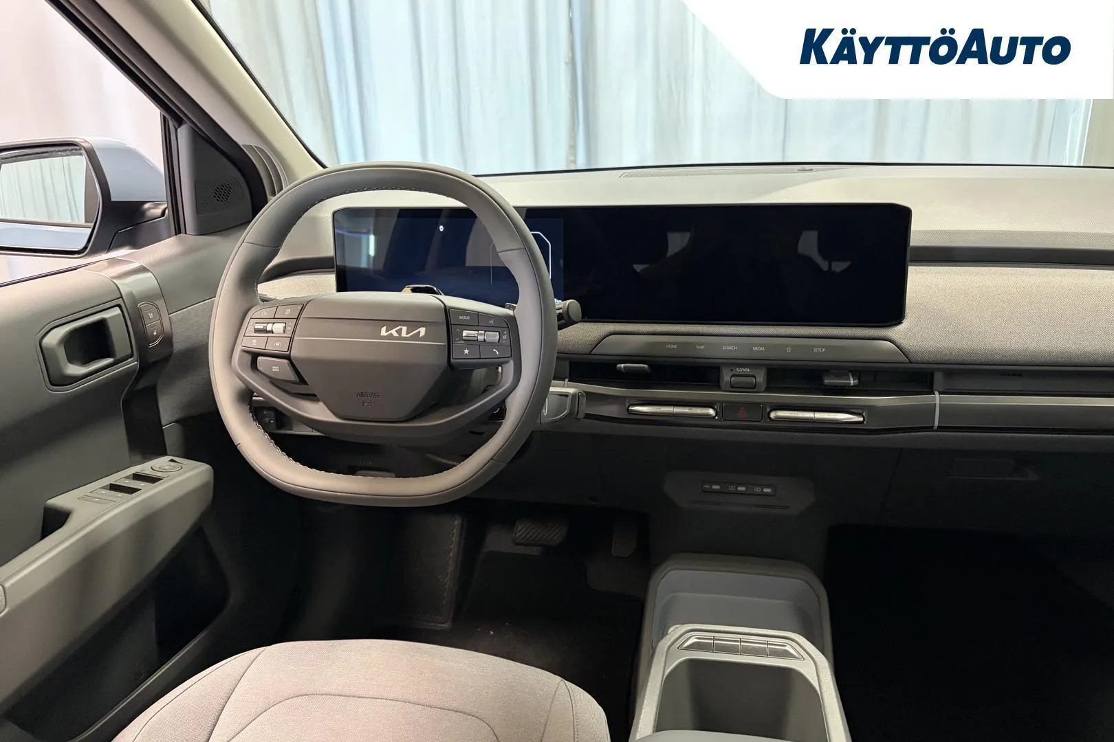 Kia EV3 SZT-102 carousel image