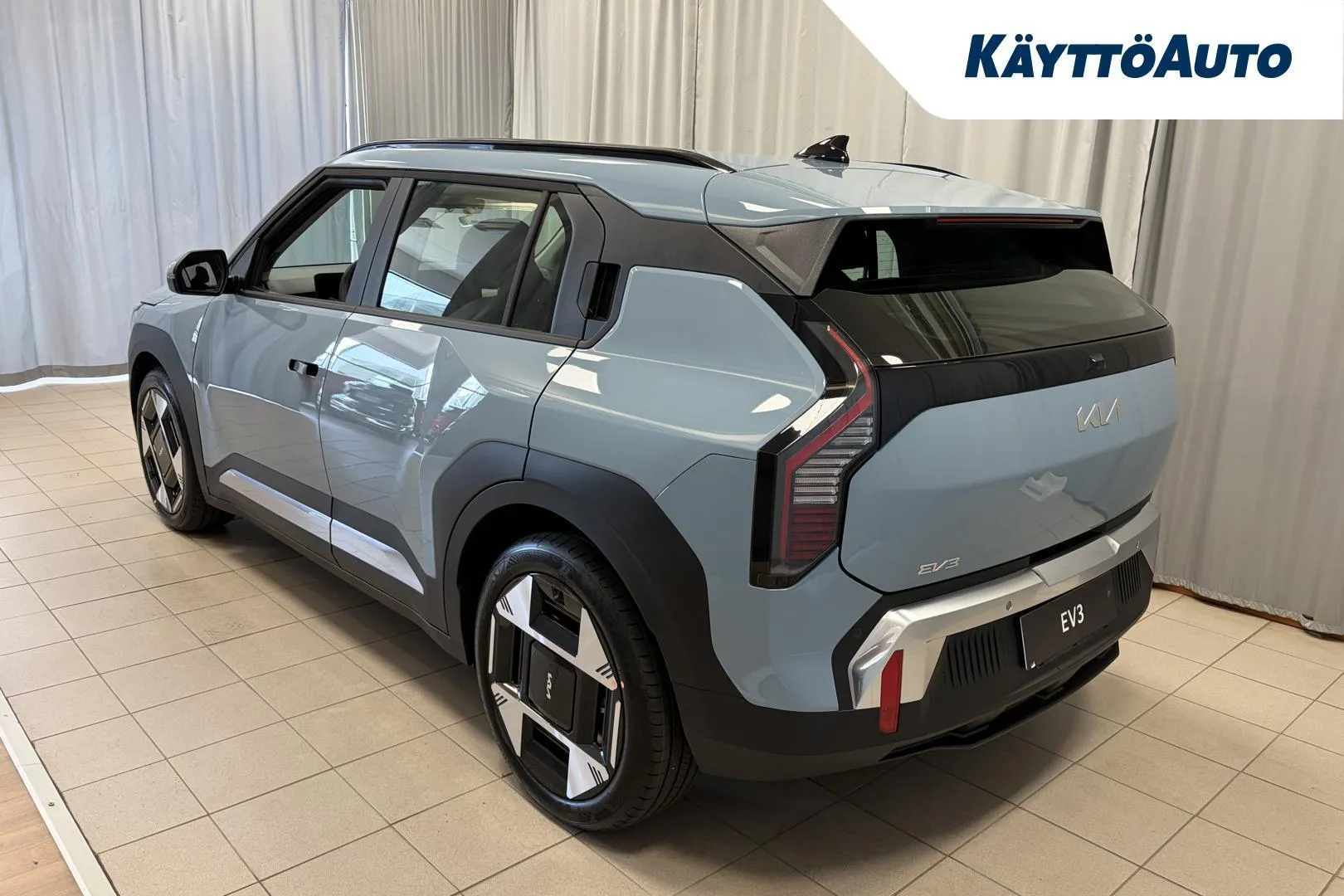 Kia EV3 SZT-102 carousel image