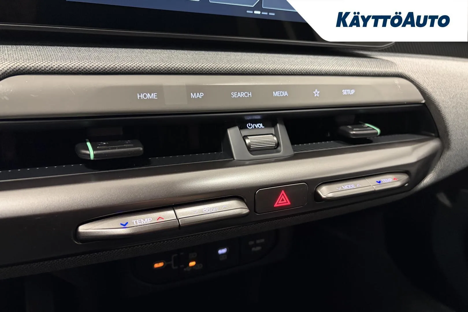 Kia EV4 FTG-619 carousel image