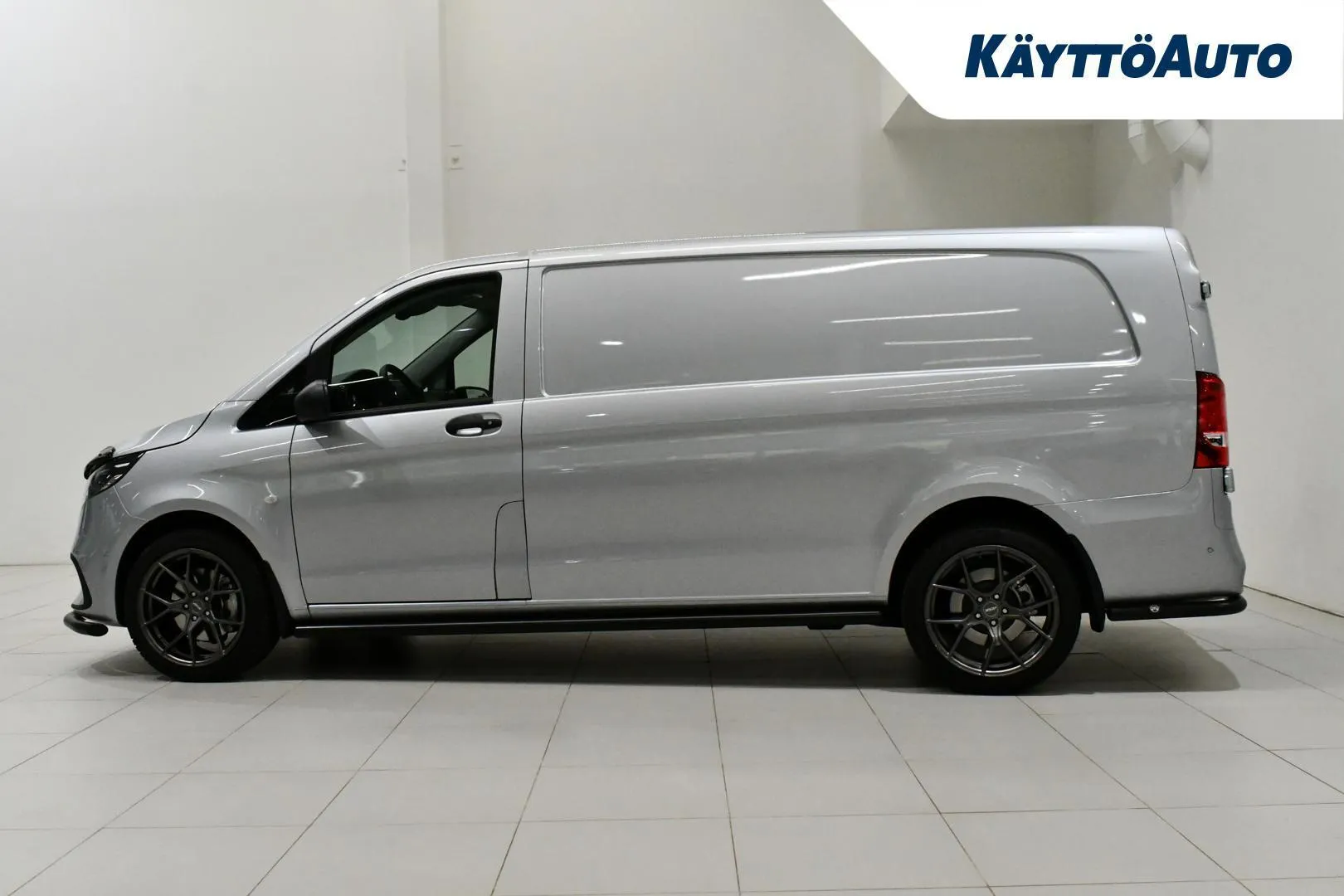 Mercedes-Benz Vito RXU-887 carousel image