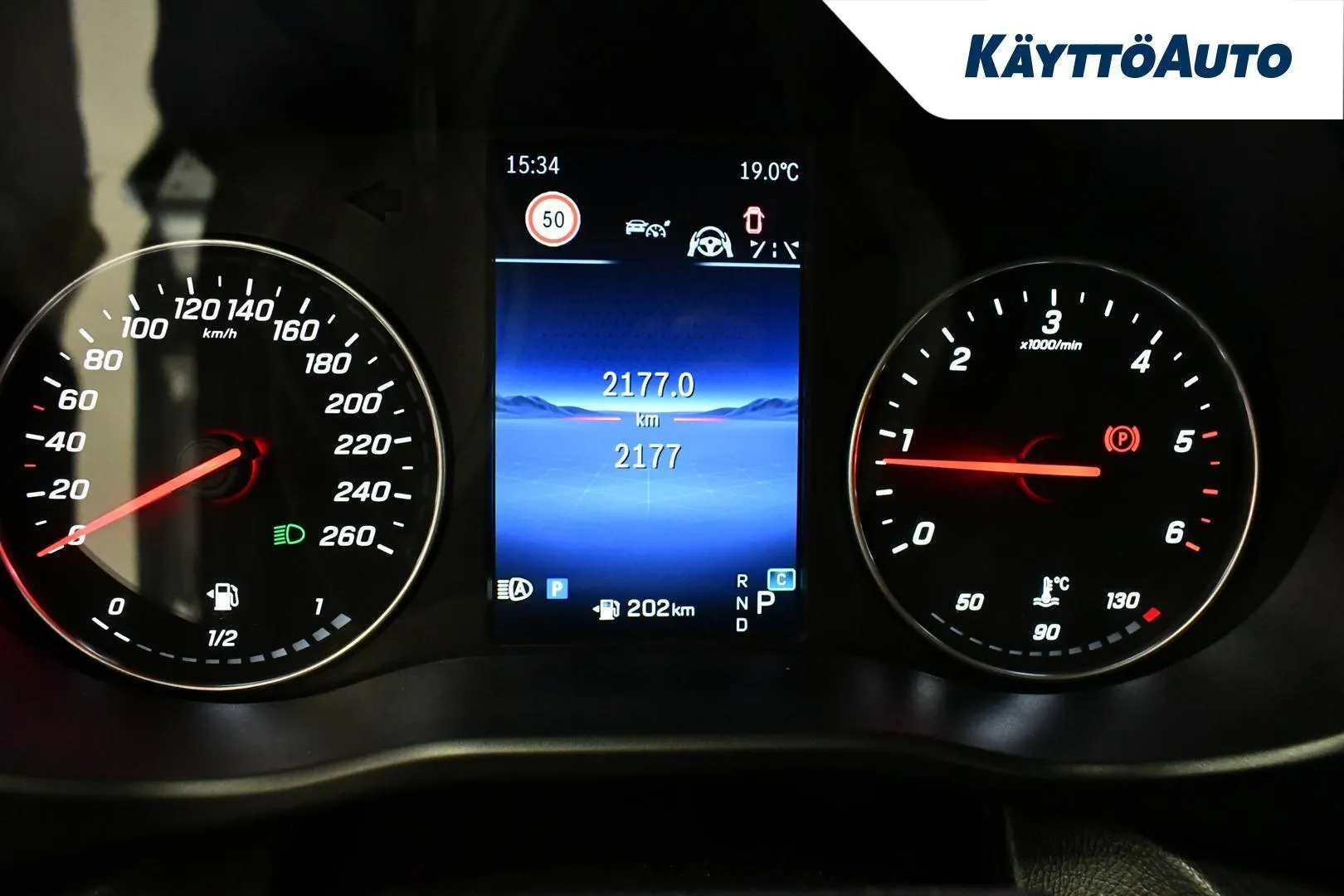 Mercedes-Benz Vito RXU-887 carousel image