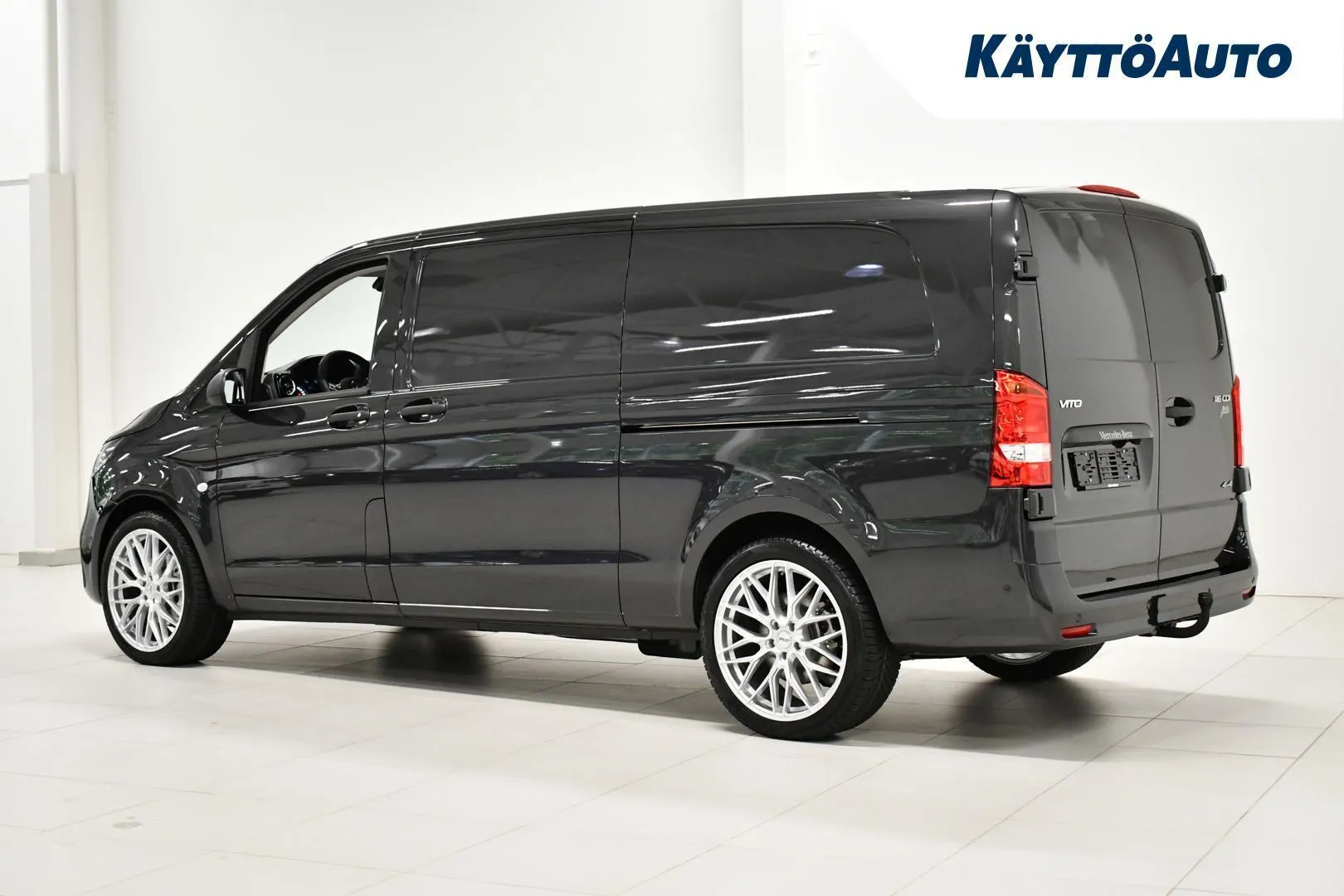 Mercedes-Benz Vito RXT-669 carousel image