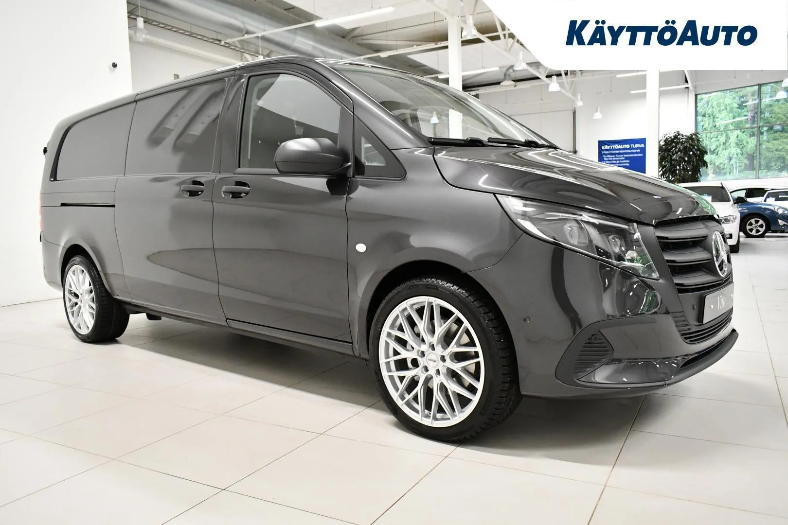 Mercedes-Benz Vito RXT-669 carousel image