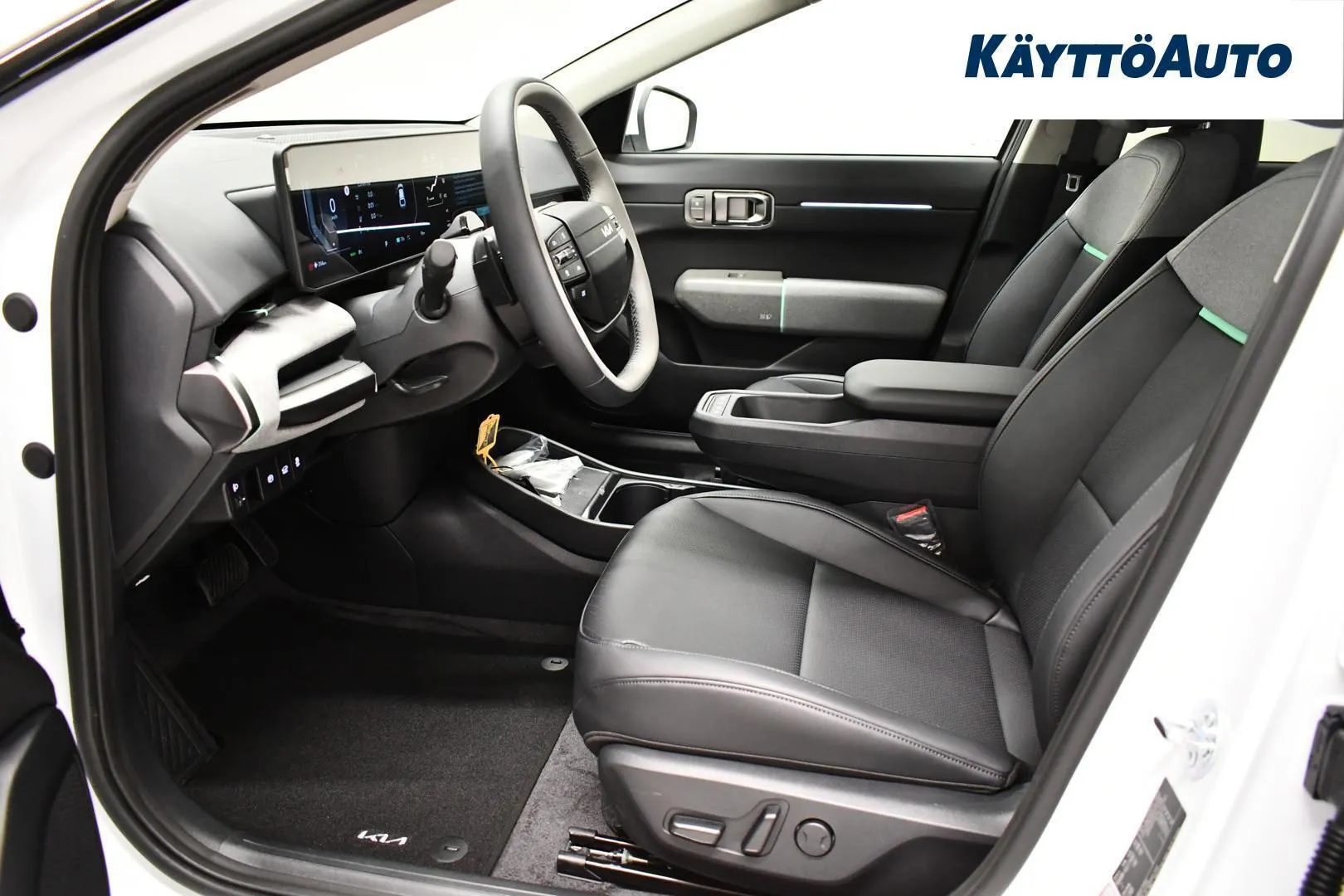 Kia EV4 FTG-660 carousel image