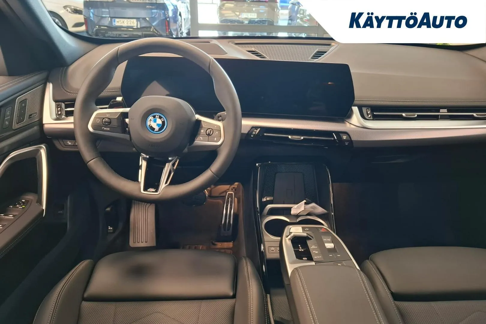 BMW iX1 YMP-564 carousel image