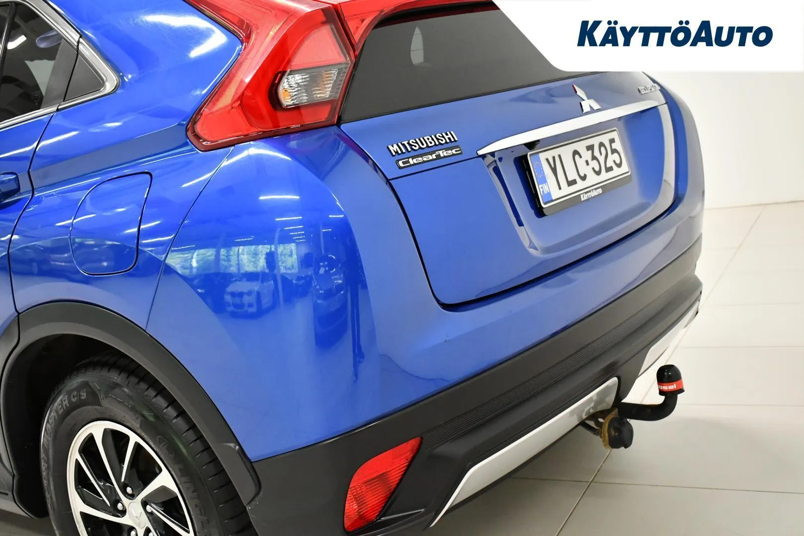 Mitsubishi Eclipse Cross YLC-325 carousel image