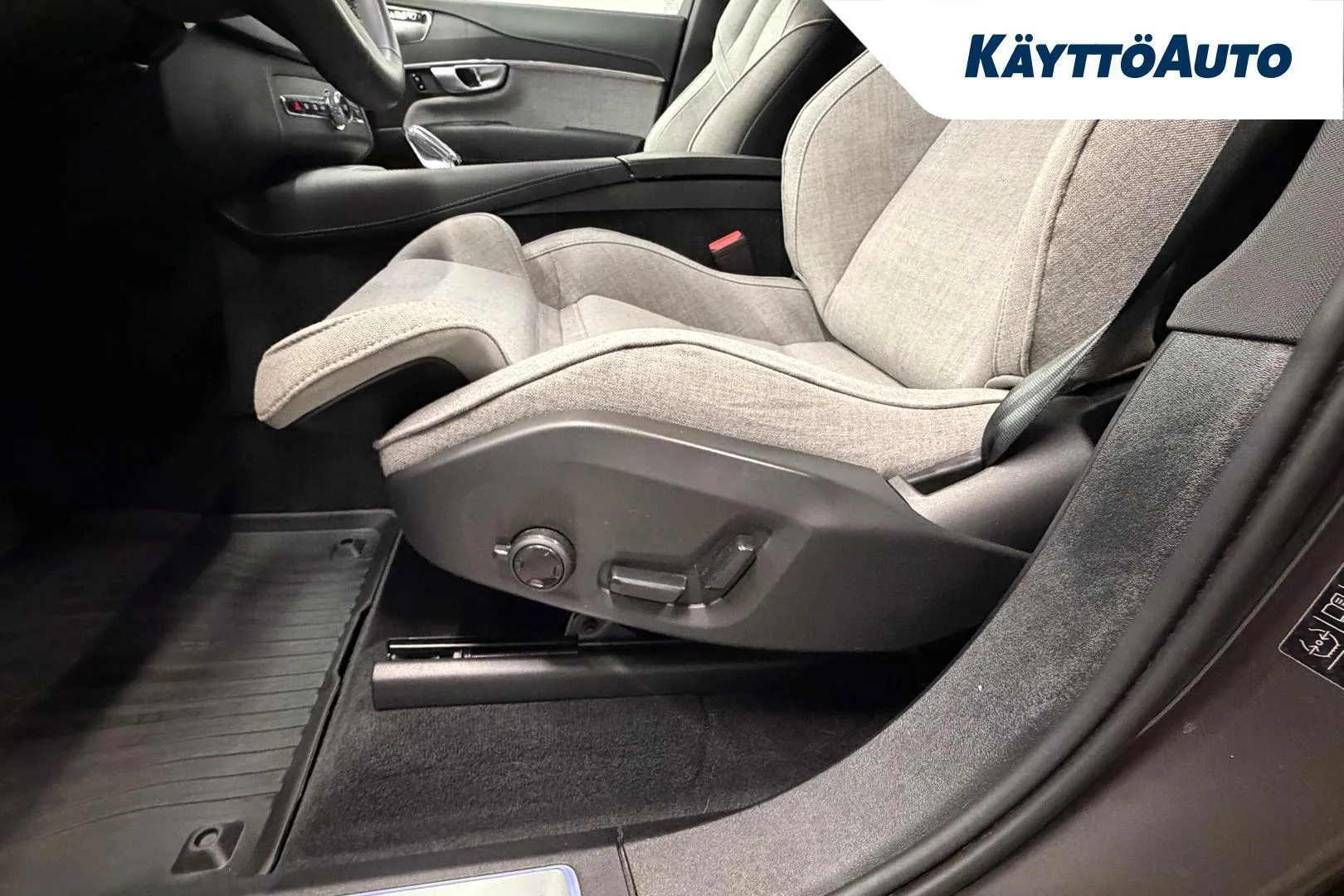 Volvo XC90 MPO-931 carousel image