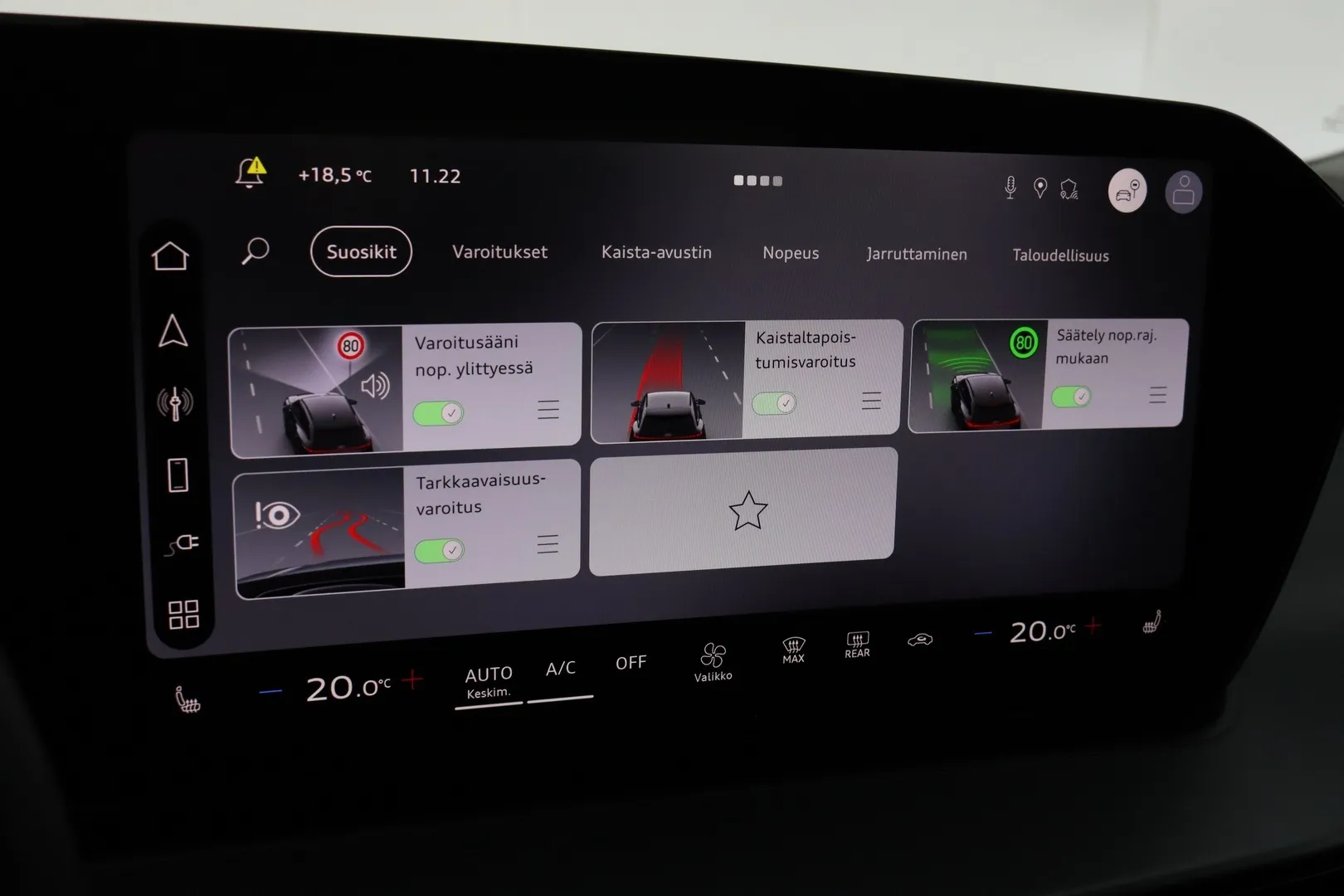 Audi Q3 FTF-624 carousel image