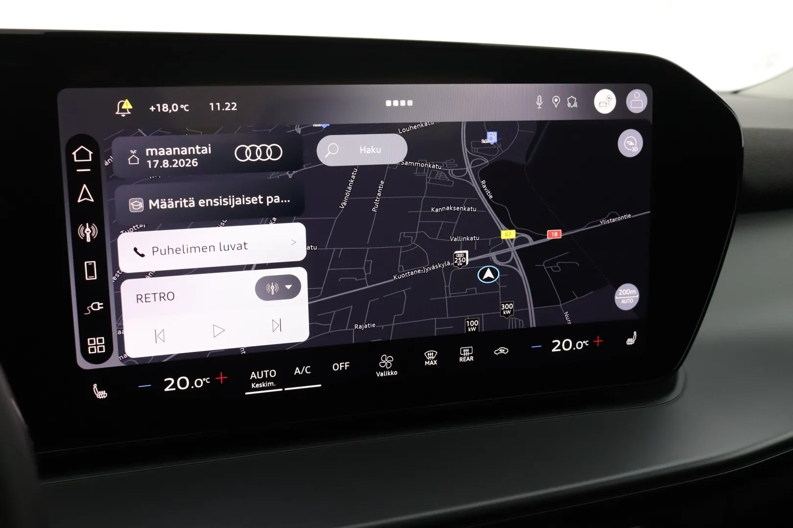 Audi Q3 FTF-624 carousel image
