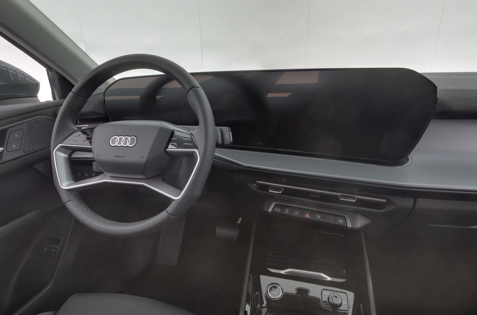 Audi Q3 FTF-624 carousel image