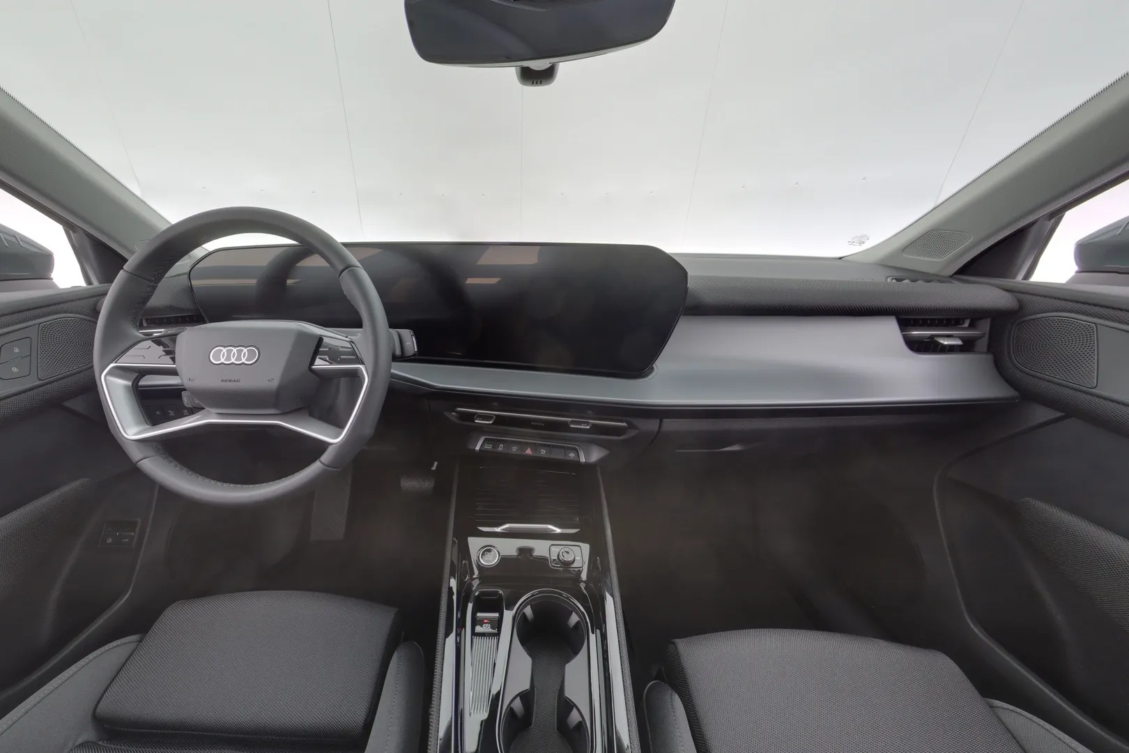 Audi Q3 FTF-624 carousel image