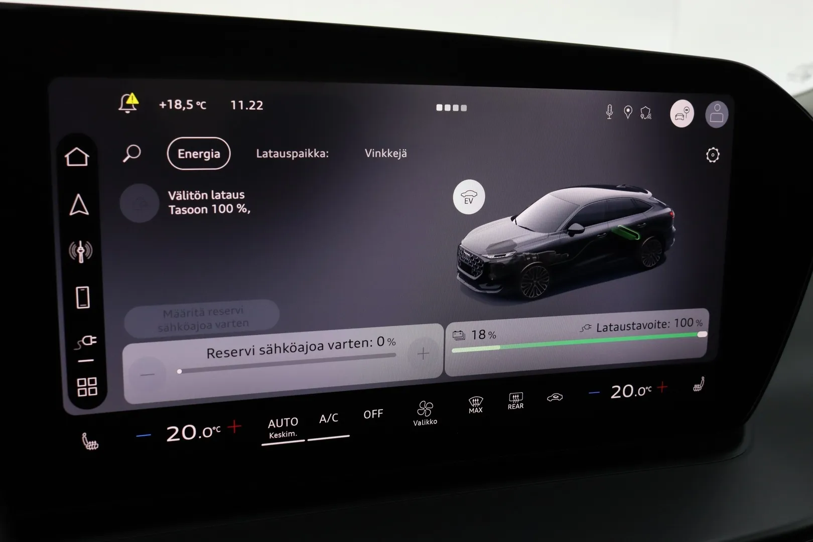 Audi Q3 FTF-624 carousel image