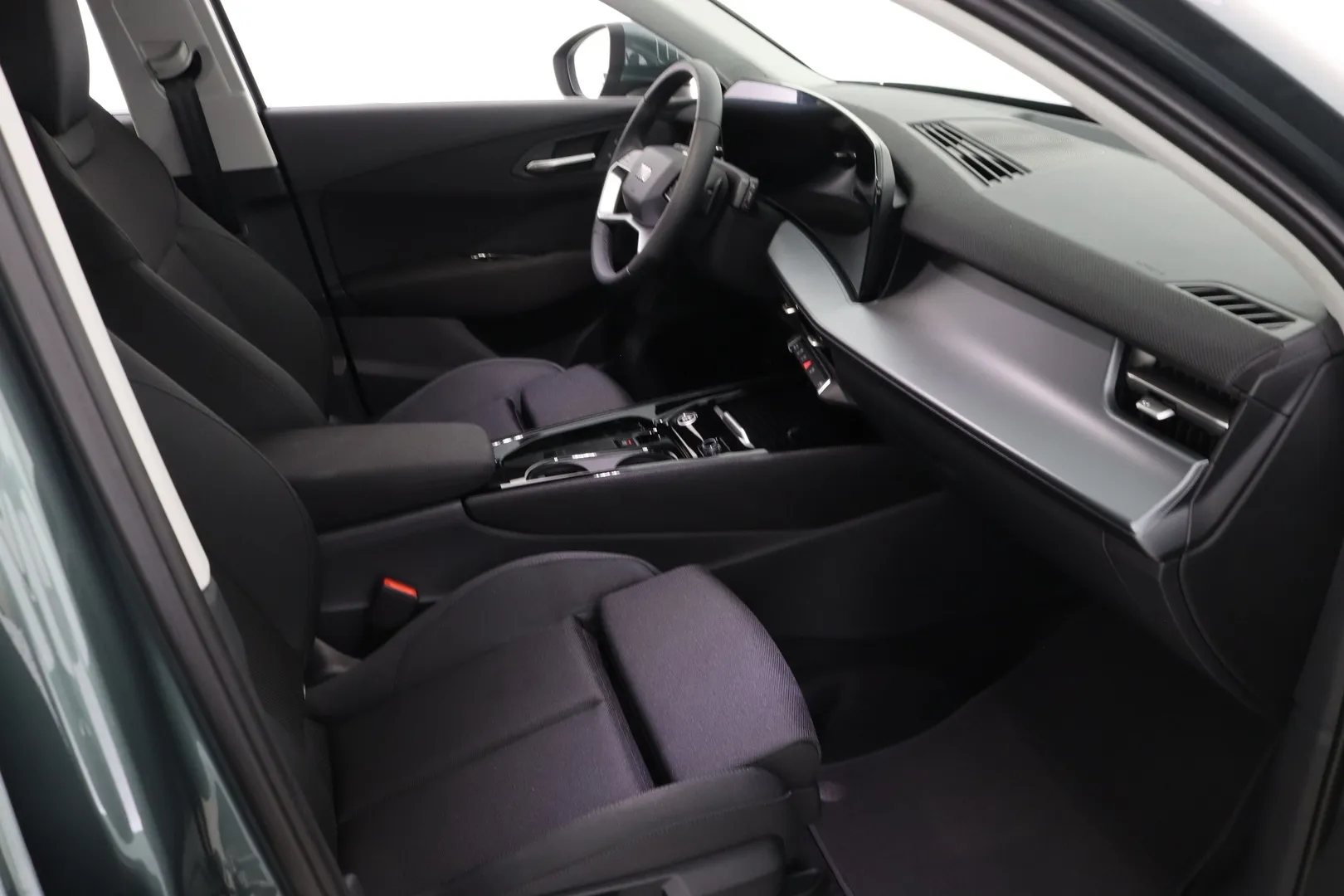 Audi Q3 FTF-624 carousel image