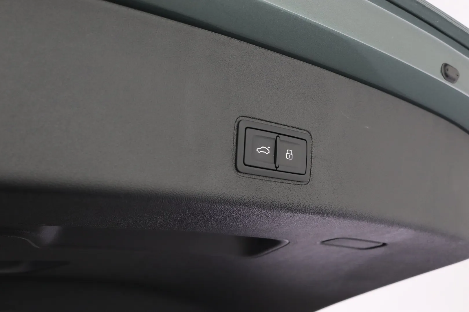 Audi Q3 FTF-624 carousel image