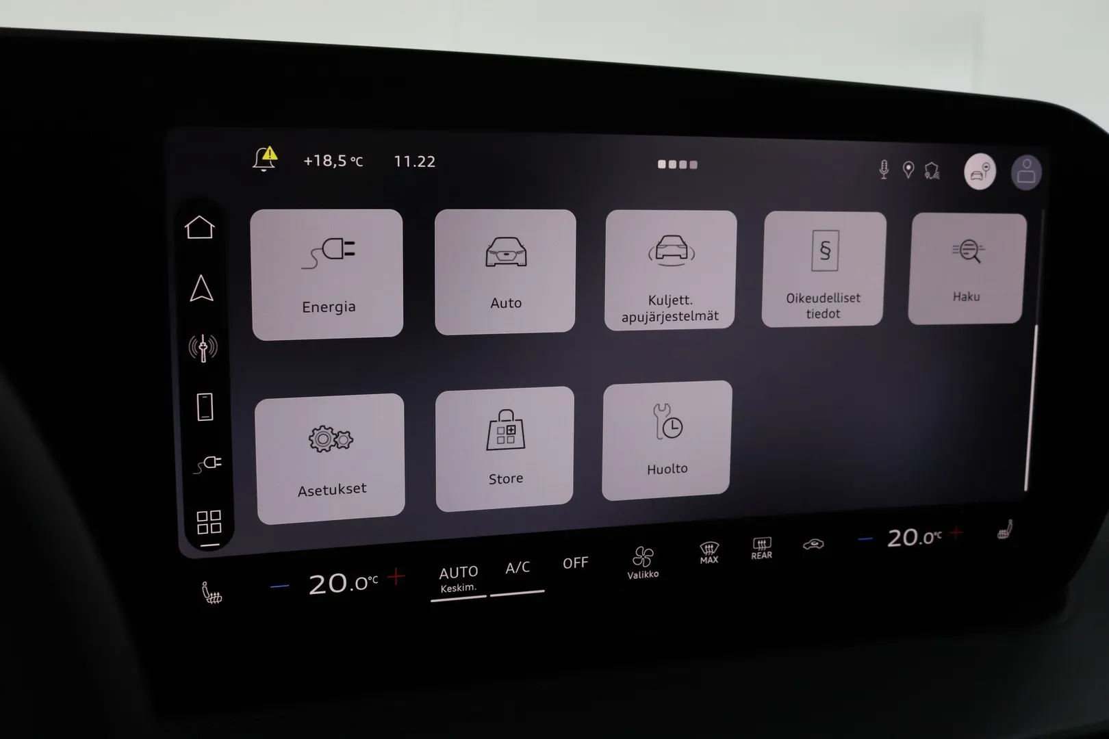 Audi Q3 FTF-624 carousel image