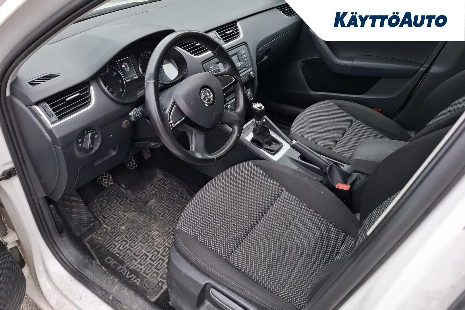Skoda Octavia Combi 1,4 TSI Ambition 2014, photo 6/9