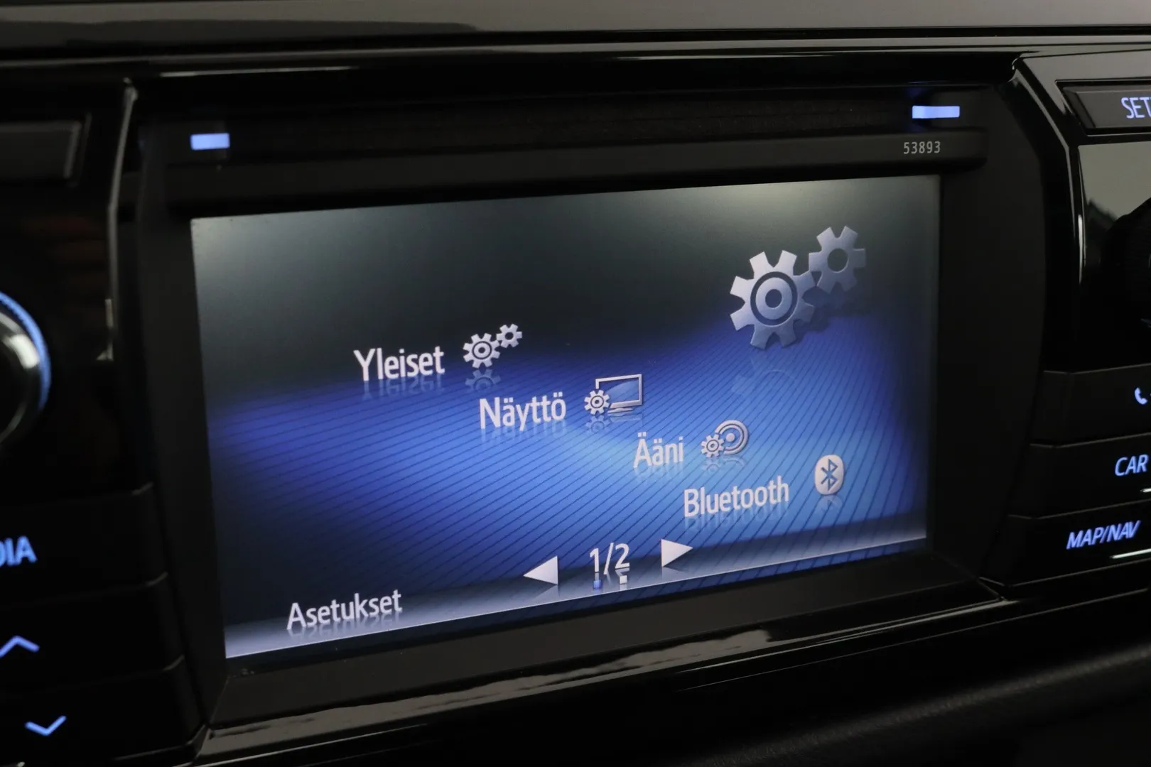 Toyota Corolla NJL-919 carousel image