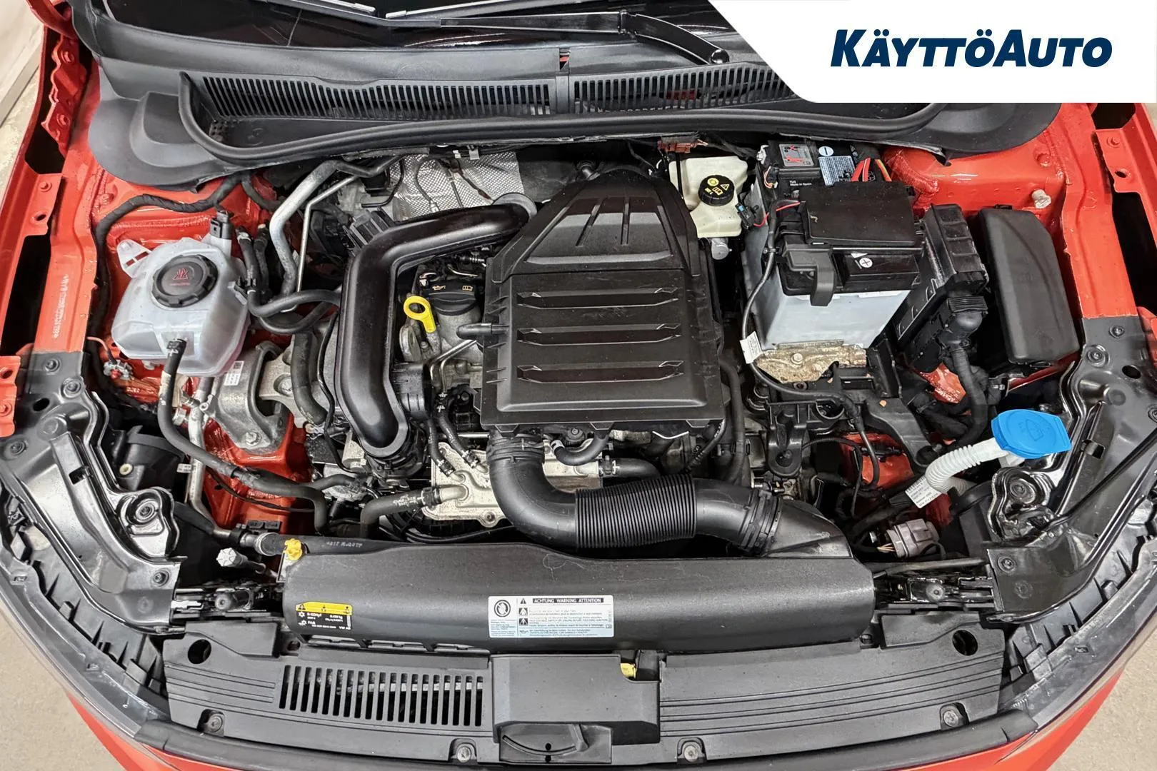Volkswagen Polo KTA-735 carousel image