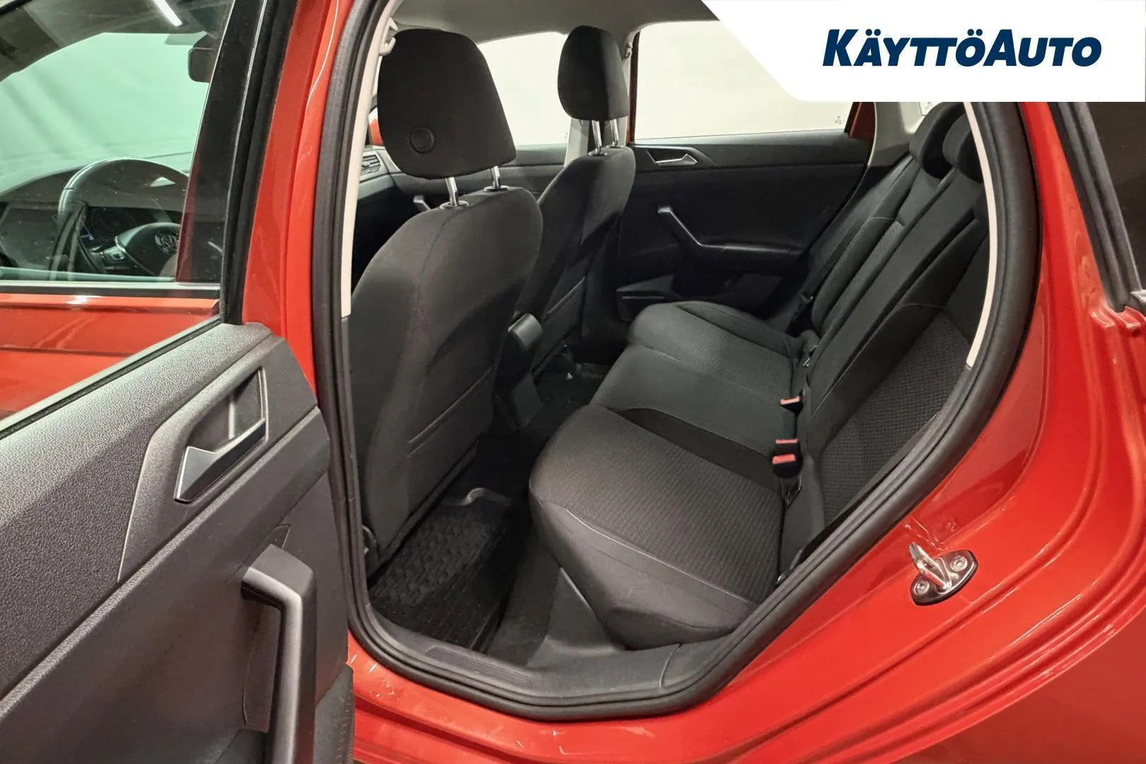 Volkswagen Polo KTA-735 carousel image