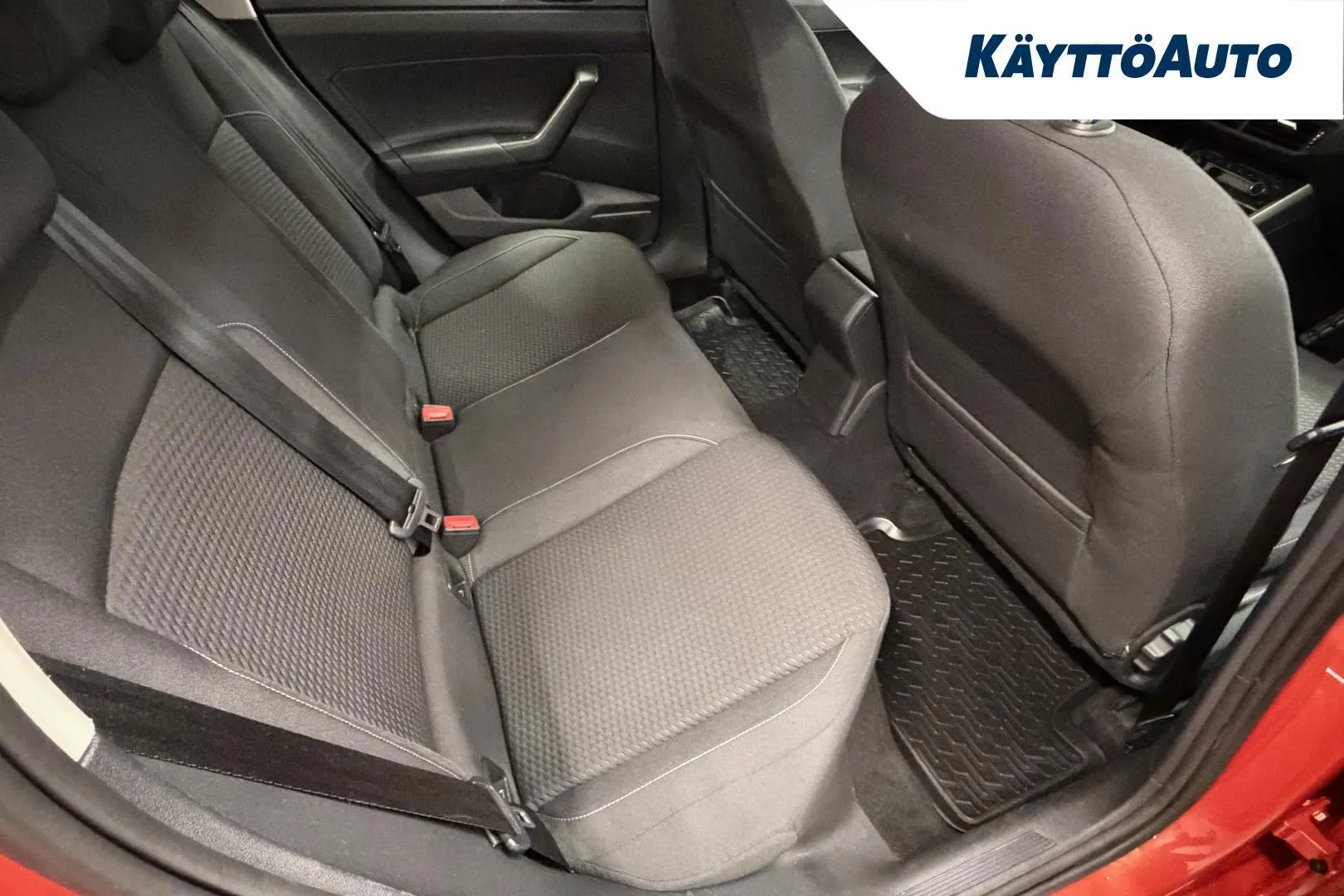 Volkswagen Polo KTA-735 carousel image