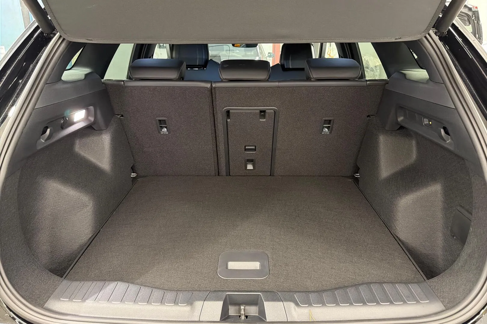 FORD EXPLORER MSO-485 carousel image