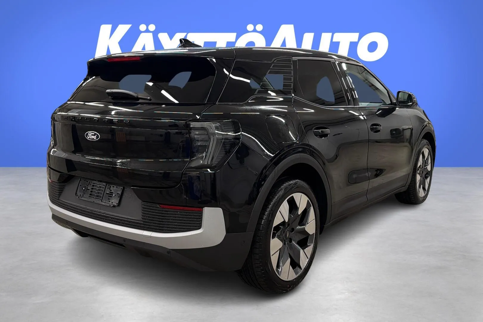 FORD EXPLORER FTE-326 carousel image