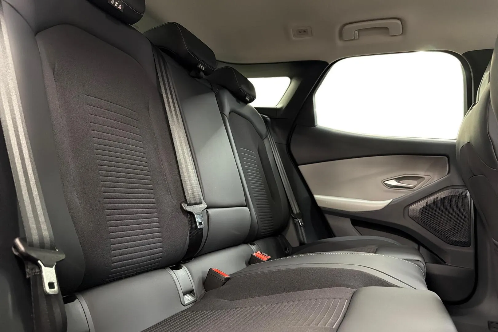 FORD EXPLORER FTE-326 carousel image