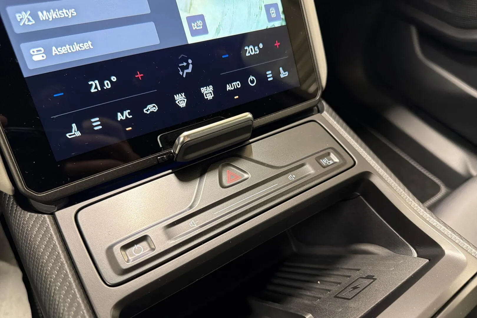 FORD EXPLORER FTE-326 carousel image